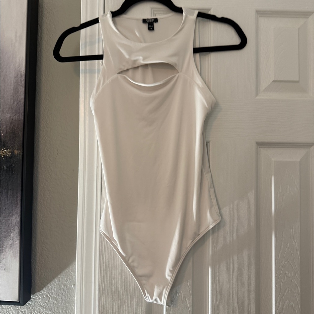 Express White Contour Bodysuit - Picture 2 of 5